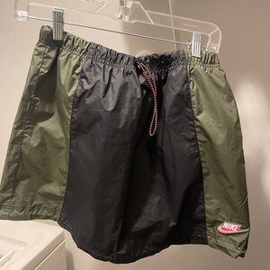 Nike Icon Clash Skirt Colorblock Womens Medium